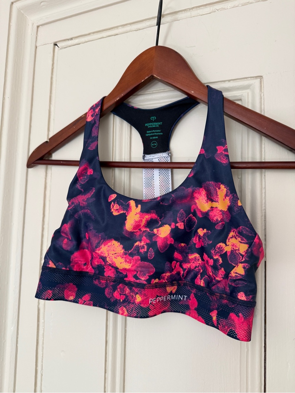 Peppermint Cycling Signature Sports Bra. Sz M. GREAT SHAPE. CYCLING!